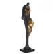 Figura decorativa Casal poliresina pareja abrazada mujer dorada 10x10x43h cm